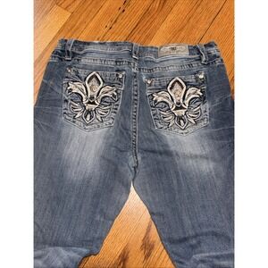 Miss Me Jeans Women's 33 Mid Rise Boot   (33X32) Rhinestone Pockets